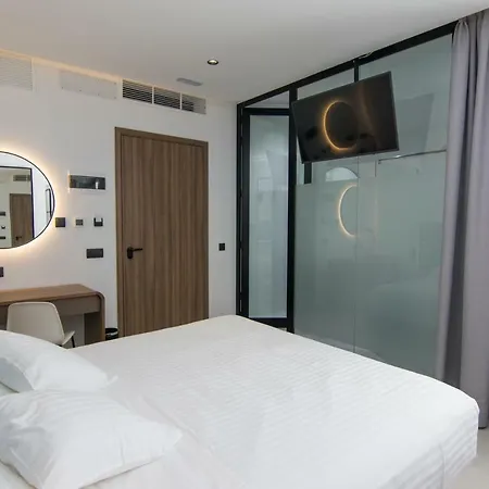 Casa de hóspedes Roomtiques