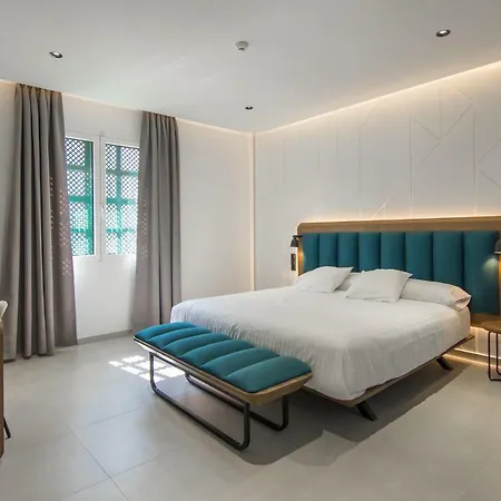 招待所 Roomtiques 3*