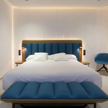 Roomtiques Casa de hóspedes 3*